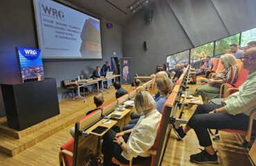 Illustracja do wpisu: On June 19, the General Meeting of Members of the Wrocław Tourist Organization was held at the Wrocław ZOO, in the Africarium.